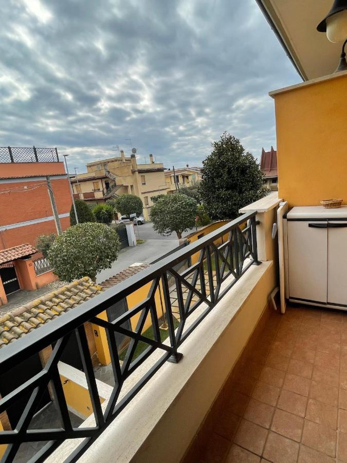 La Casa Di Flora Aeroporto Di Fiumicino Villa Kültér fotó