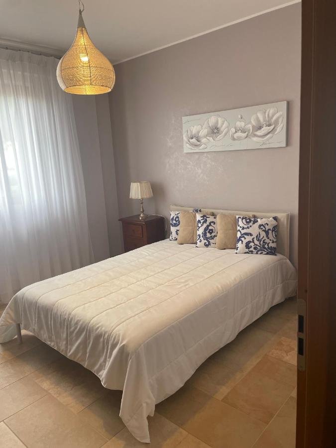 La Casa Di Flora Aeroporto Di Fiumicino Villa Kültér fotó