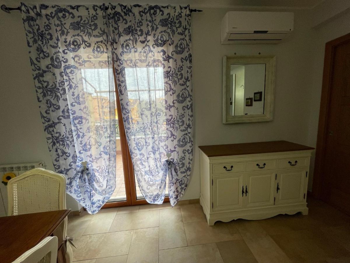 La Casa Di Flora Aeroporto Di Fiumicino Villa Kültér fotó