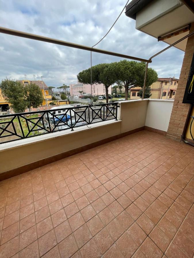 La Casa Di Flora Aeroporto Di Fiumicino Villa Kültér fotó