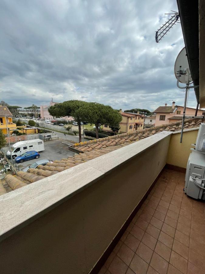 La Casa Di Flora Aeroporto Di Fiumicino Villa Kültér fotó